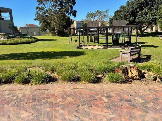  Bedroom Property for Sale in Plettenberg Bay Central Western Cape